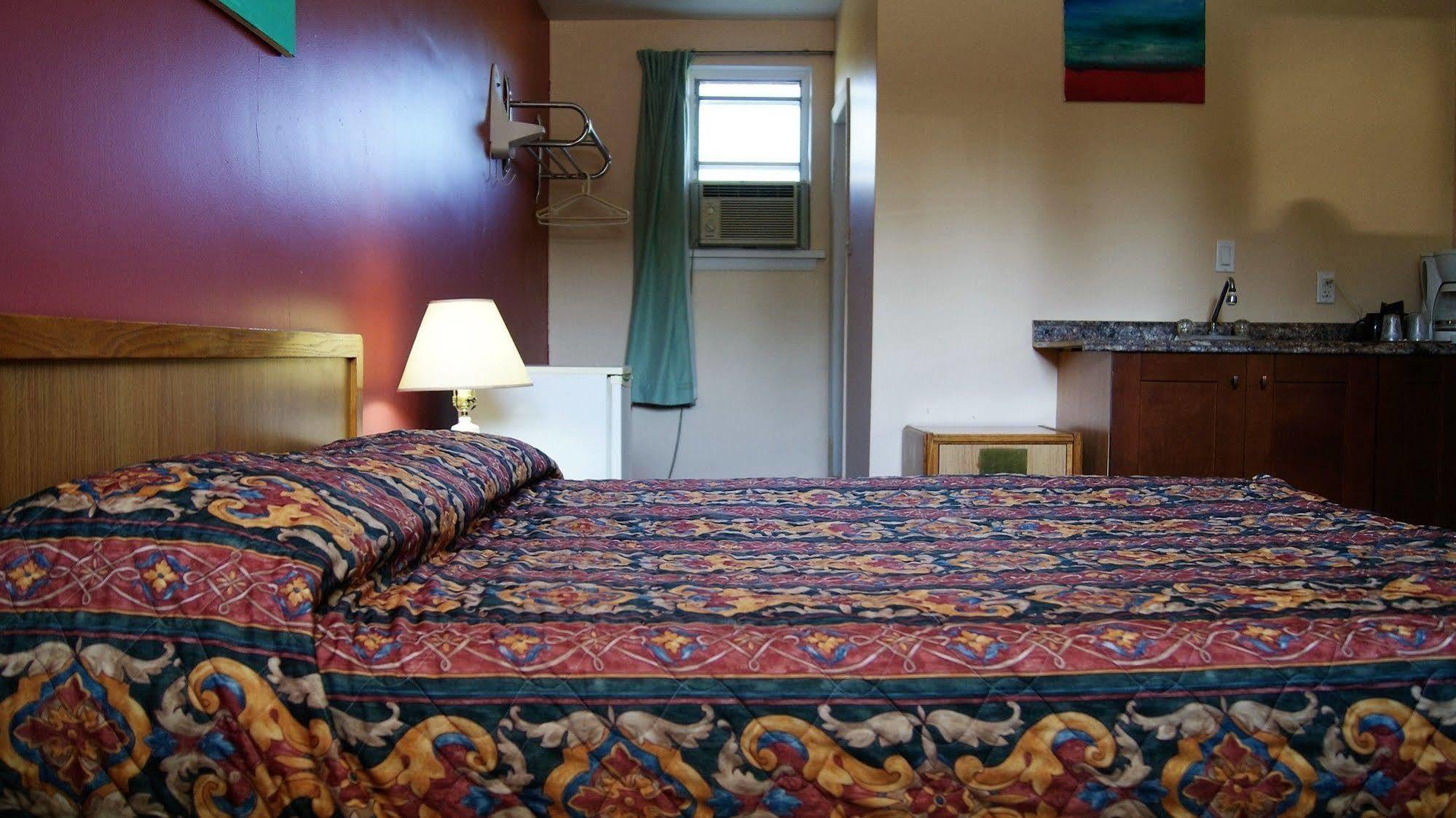 Blue Jay Motel ピーターボロ エクステリア 写真